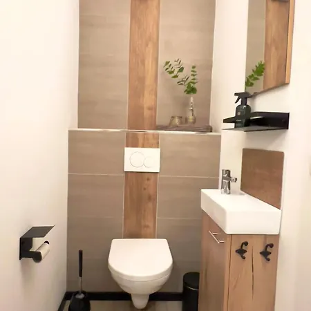 Ruhige Monteurwohnung Fuer 4 Personen Appartement