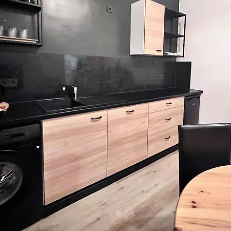 Ruhige Monteurwohnung Fuer 4 Personen *
